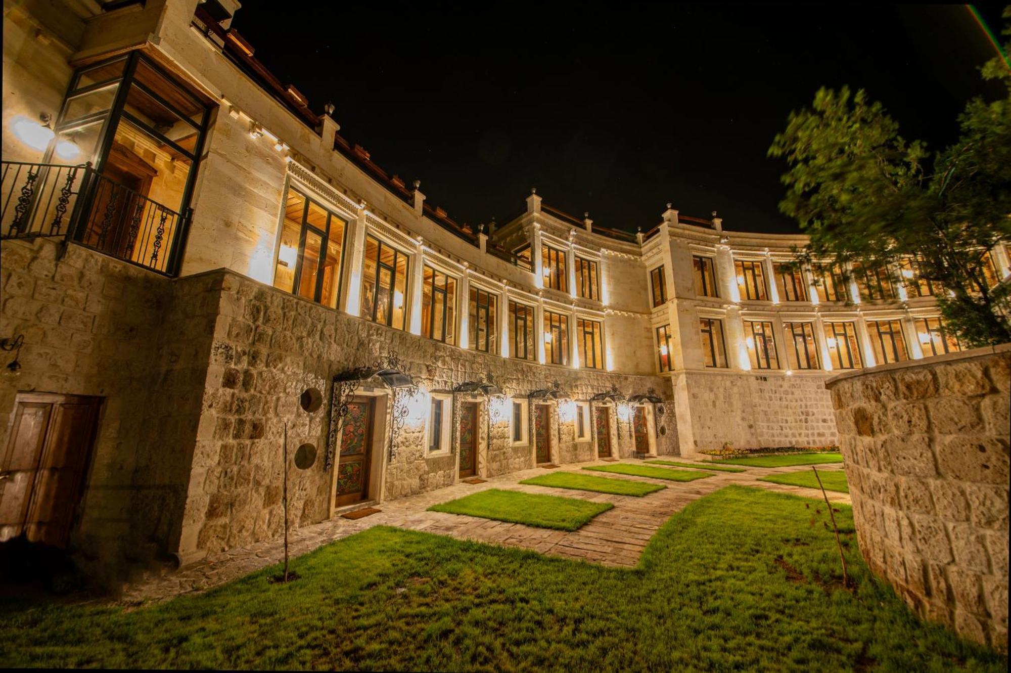 Sobek Stone House Cappadocia Bed & Breakfast Nevsehir Exterior photo